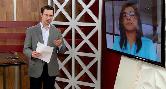 Lena Caetano tira dúvidas dos telespectadores sobre o auxílio emergencial