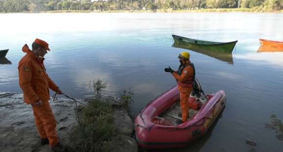 Frio impossibilita mergulho para buscas de desaparecido no Rio Jacuí