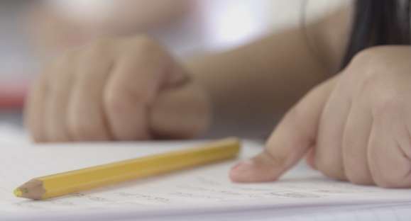 Cpers Sindicato considera irresponsável retomada das aulas presenciais