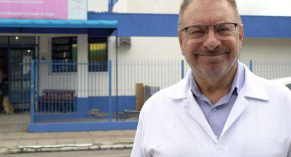 Prefeito de Itajaí sugere aplicação de ozônio via retal para tratar covid-19