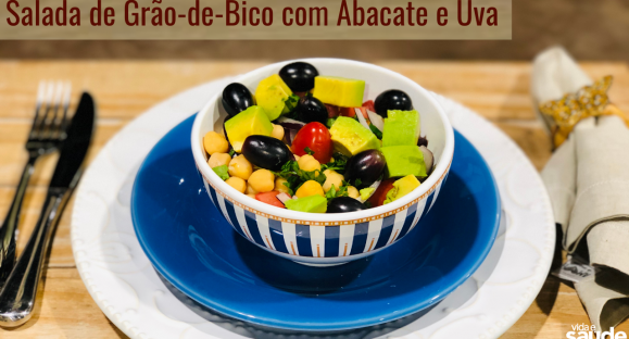 Receita: Salada de Grão-de-Bico com Abacate e Uva