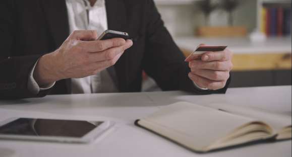 Golpes financeiros contra idosos aumentam durante a pandemia