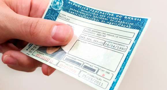 Validade da CNH para 10 anos é aprovada no Senado