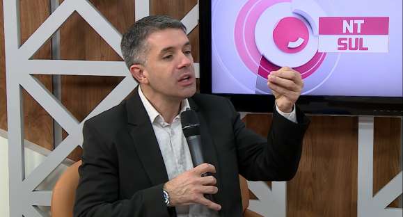 Momento não é oportuno para retorno às aulas, diz presidente da Famurs