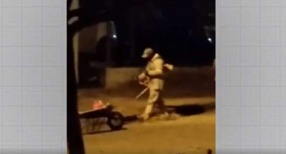 Por que servidores fazem capina e roçada de madrugada?