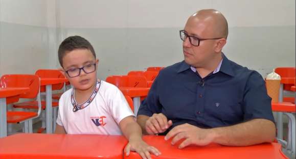 Quais sinais podem indicar transtorno do espectro autista?