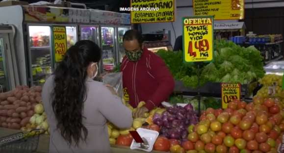 Preço da cesta básica sobe novamente em outubro