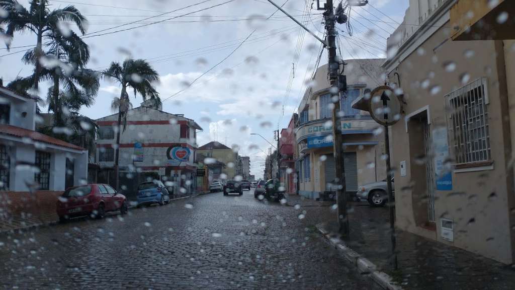 Semana terá predomínio de nuvens com