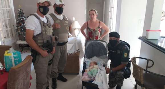 Policiais salvam bebê de engasgamento em Cachoeira do Sul