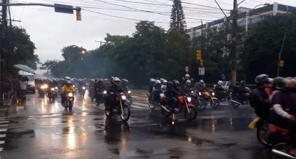 27,7% dos motociclistas envolvidos em acidentes com mortes não têm habilitação