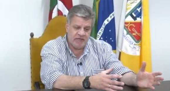 “Encontrei uma casa desorganizada e com dificuldade financeira”, diz Germano