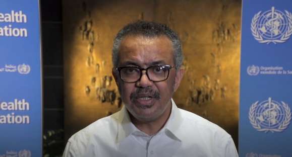 OMS revela diminuição global de casos e mortes por COVID-19