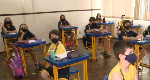 Veja como está a retomada das aulas nos Colégios Barão e Marista Roque