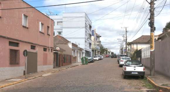 Rua Tiradentes será mão única no sentido HCB / Fenarroz