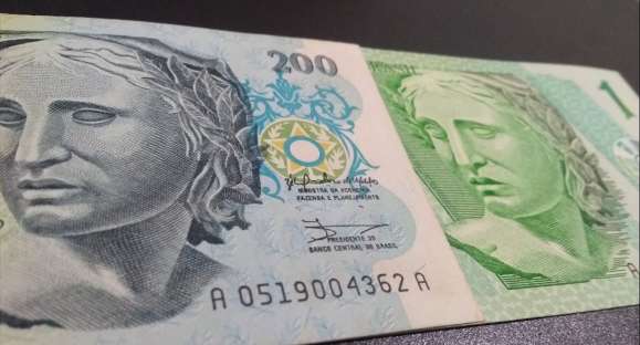 PIX ou dinheiro na mão: qual o futuro do dinheiro?
