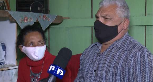Após 25 anos juntos, casal oficializa união