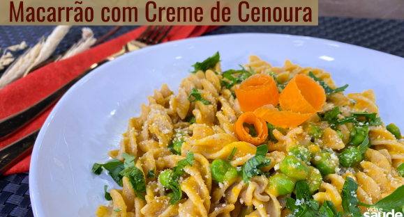 Receita: Macarrão com Creme de Cenoura