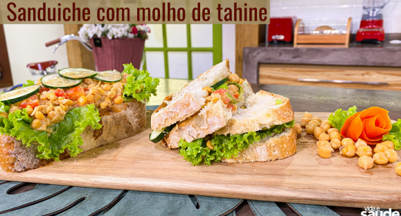 Receita: Sanduíche com Molho de Tahine