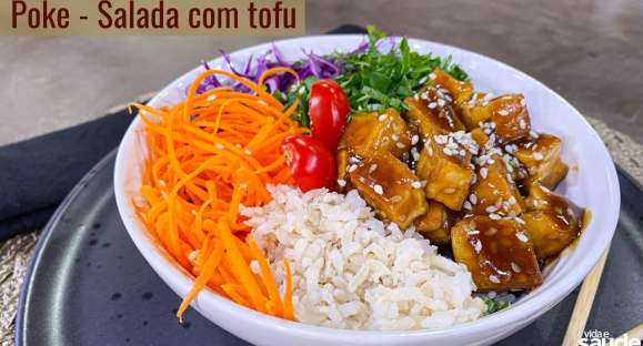 Receita: Poke – Salada com Tofu