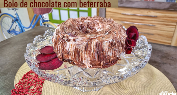 Receita: Bolo de chocolate com beterraba