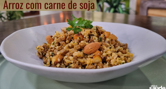 Receita: Arroz com carne de soja