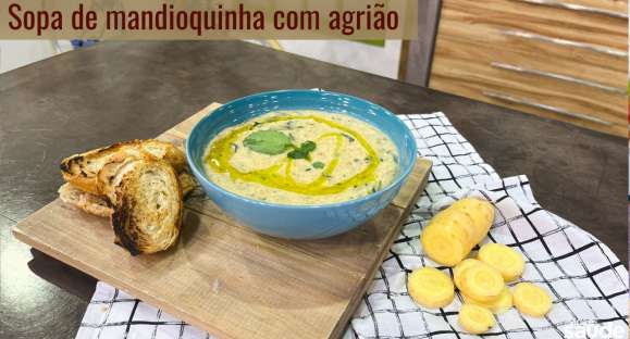 Receita: Sopa de mandioquinha com agrião